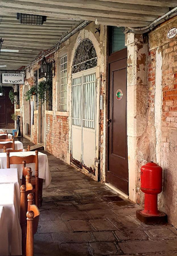 Hotel Al Sotoportego เวนิส ภายนอก รูปภาพ